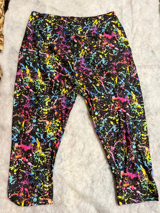 Multi Splatter Capri Leggings